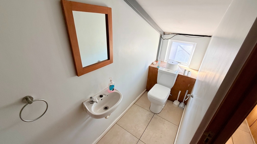 To Let commercial Property for Rent in Knysna Industrial Western Cape